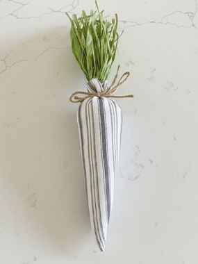 Set/2 Gray & White Striped Fabric Carrots